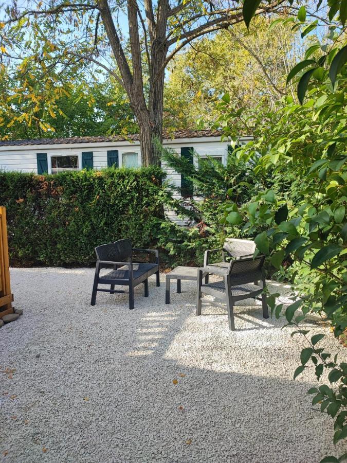 Mobil Home Tout Confort 6 Personnes Climatise Au Pied Du Luberon Ла-Рок-д'Антерон Экстерьер фото